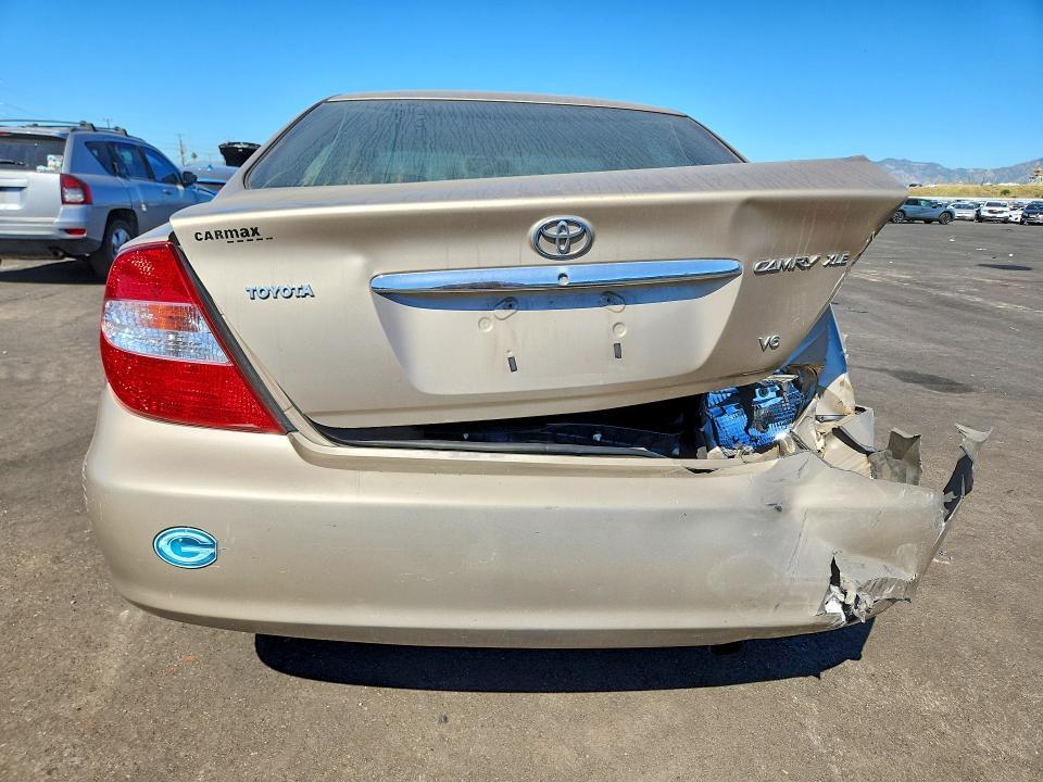 2002 Toyota Camry le