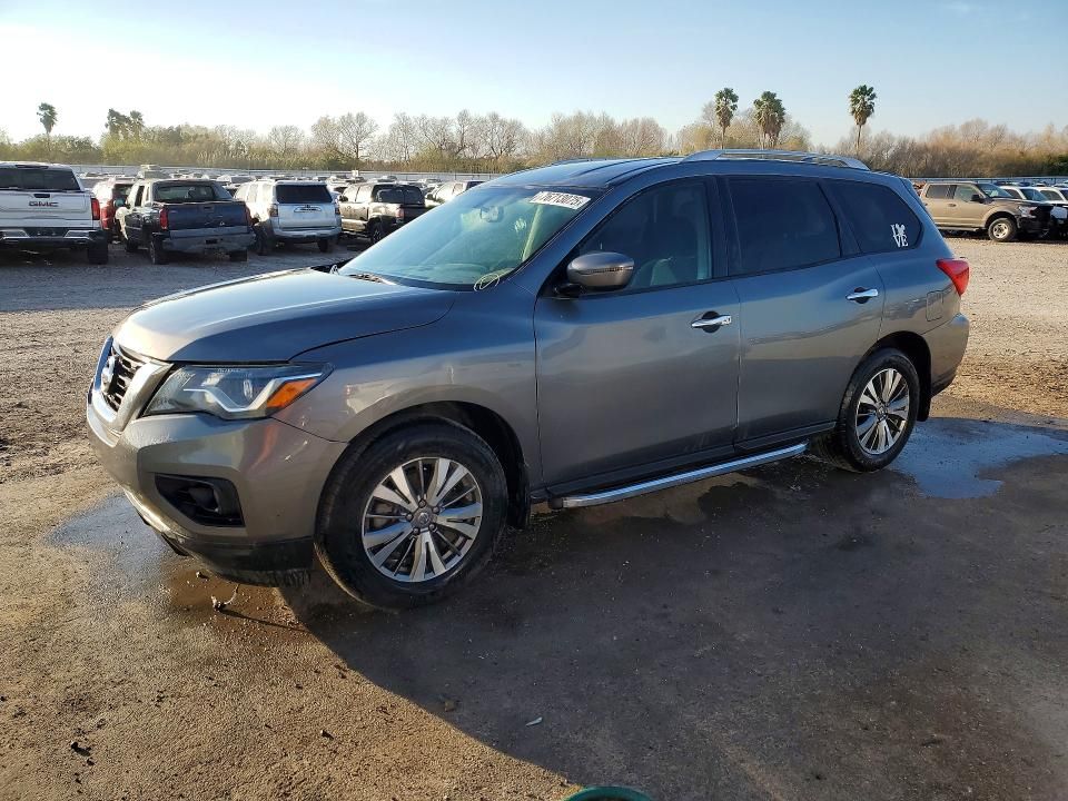 2020 Nissan Pathfinder sv