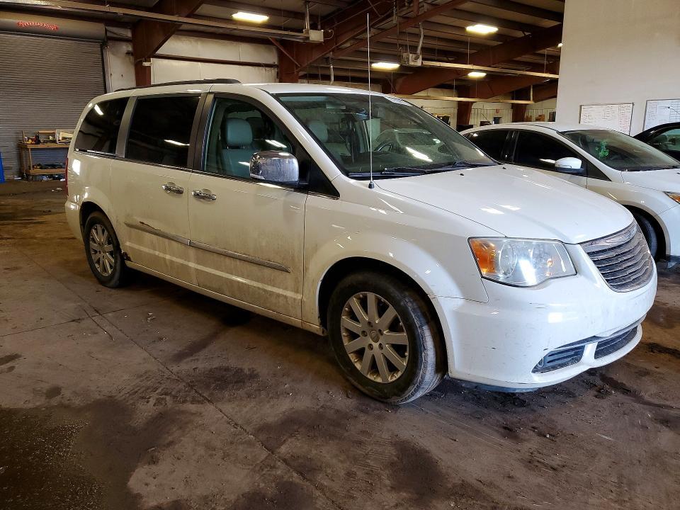 2012 Chrysler Town & Country Touring l