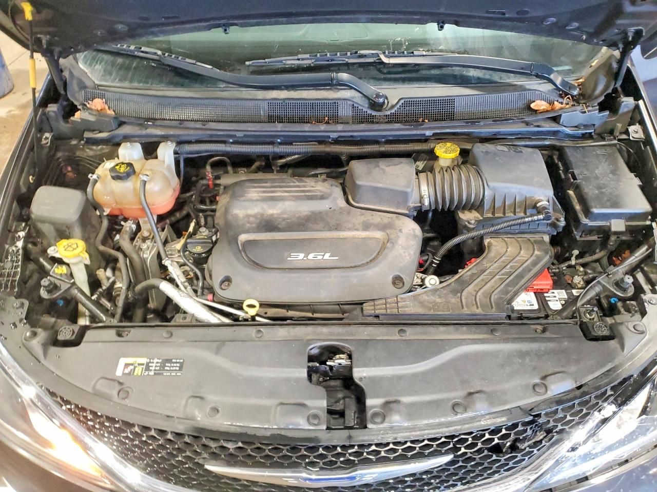 2017 Chrysler Pacifica Touring l