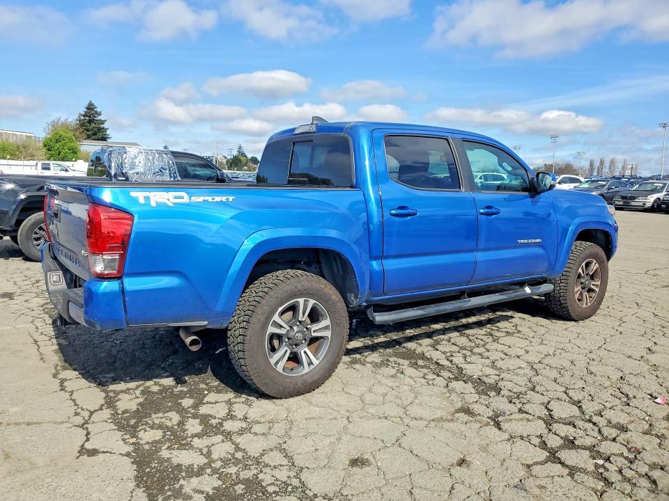 2017 Toyota Tacoma TRD Sport