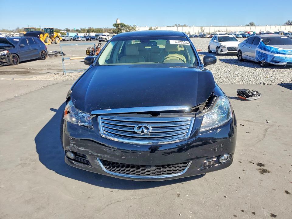 2010 Infiniti M35 Base