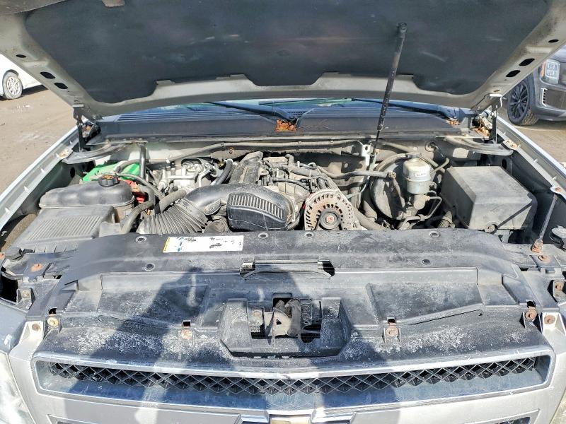 2011 Chevrolet Suburban K1500 lt
