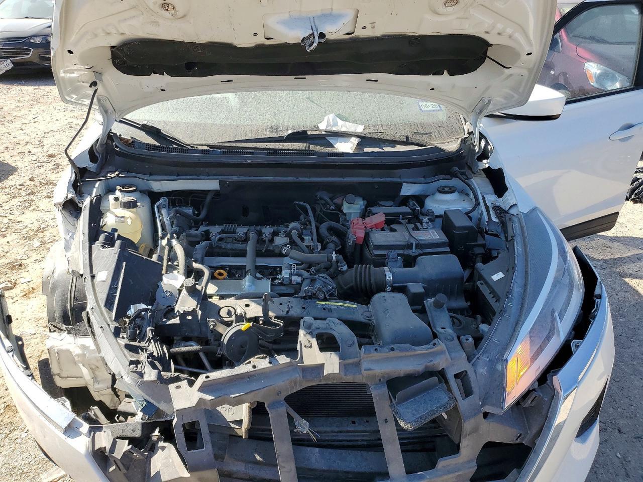 2022 Nissan Kicks sv