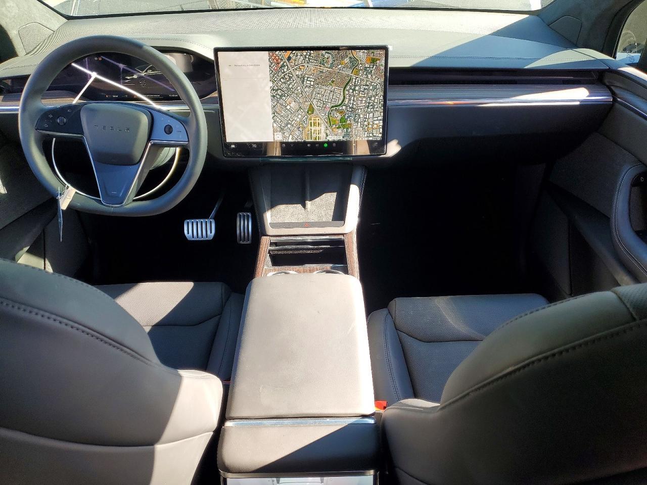 2025 Tesla Model x