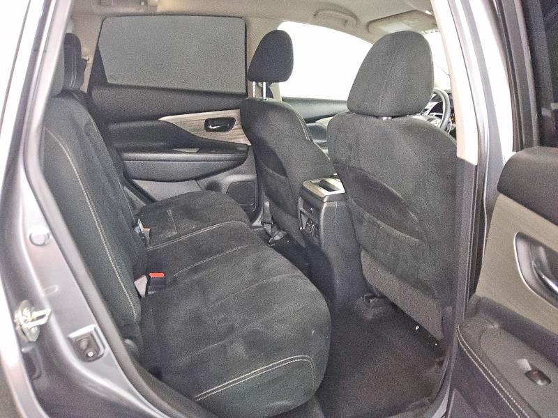 2017 Nissan Murano s