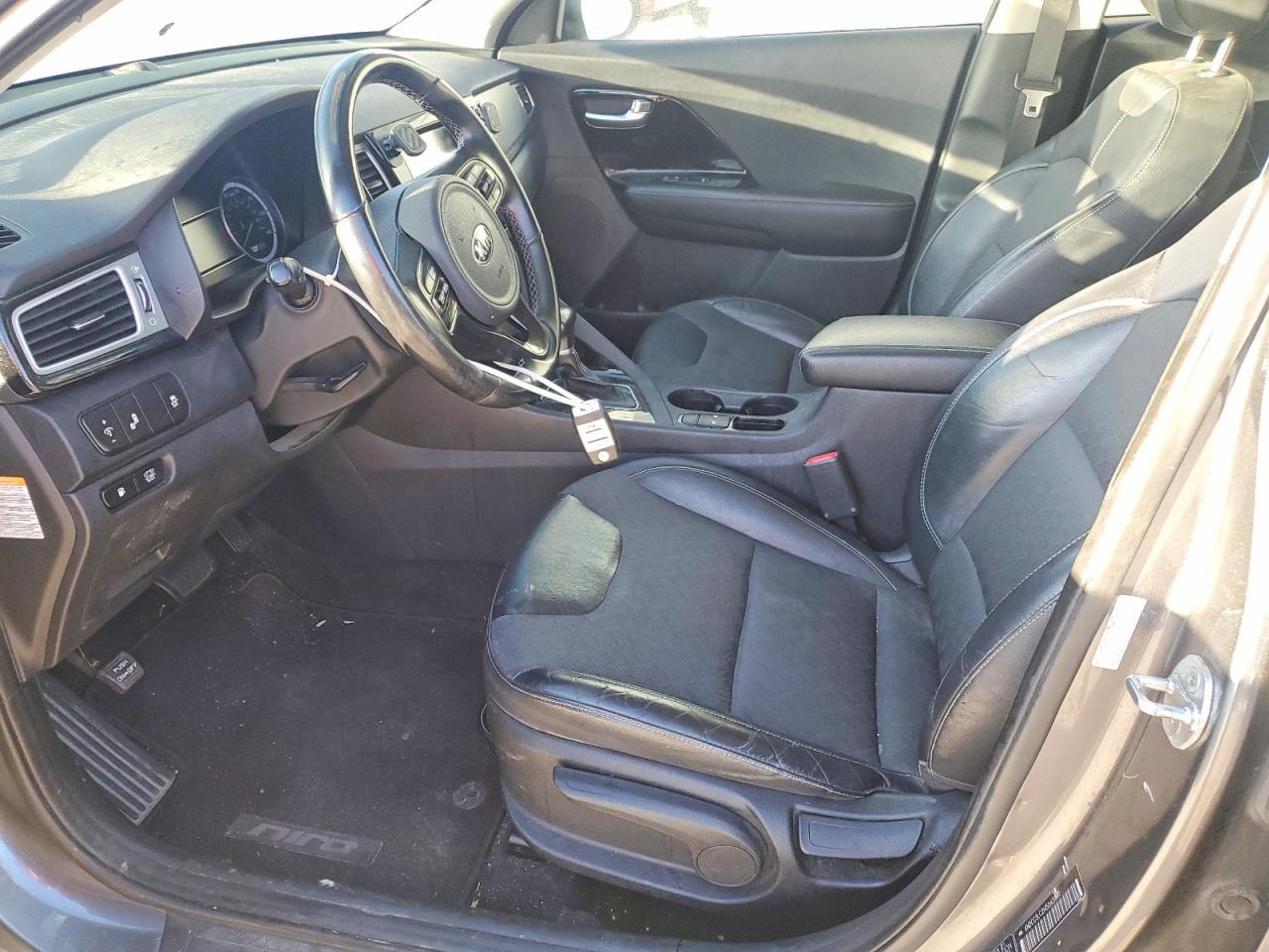 2017 KIA Niro ex