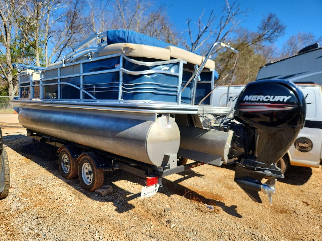 2015 Lowe Boat