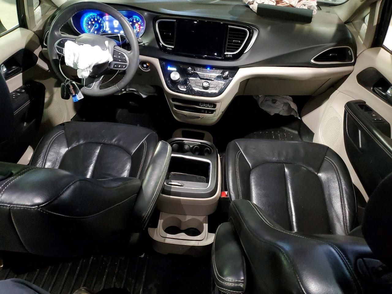 2022 Chrysler Pacifica Touring l