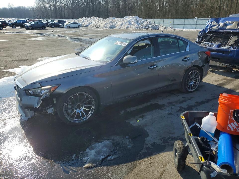 2016 Infiniti Q50 Premium