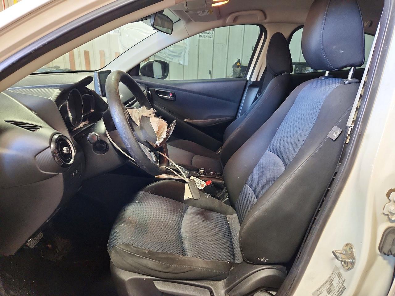 2017 Toyota Yaris ia