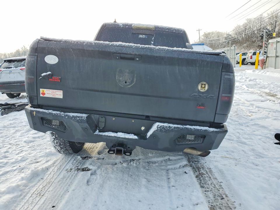 2016 Dodge Ram 1500 slt