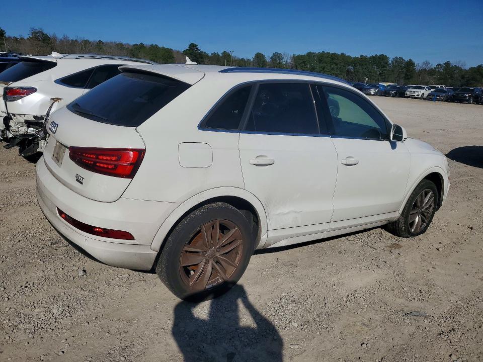 2016 Audi Q3 Premium Plus