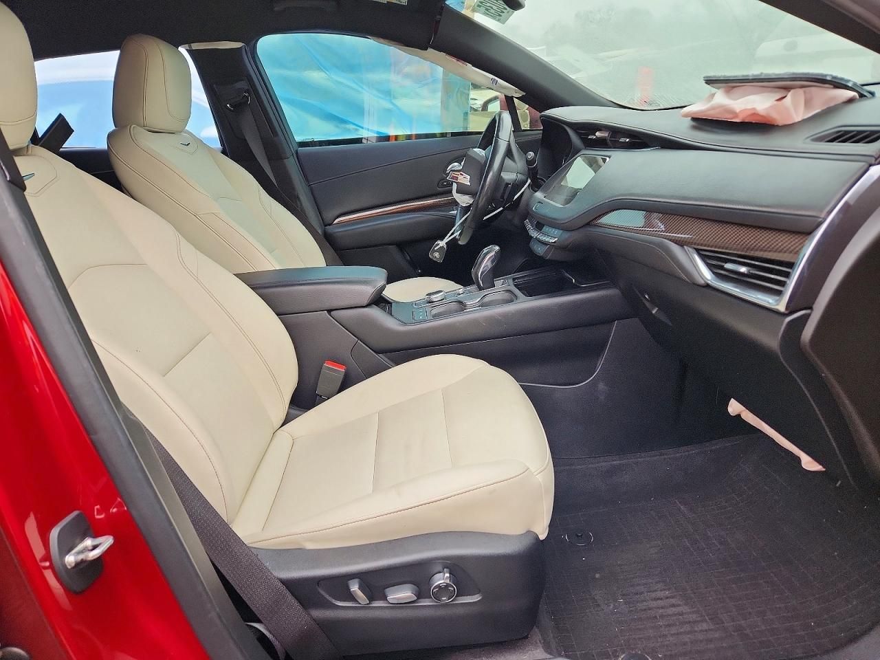 2019 Cadillac XT4 Sport