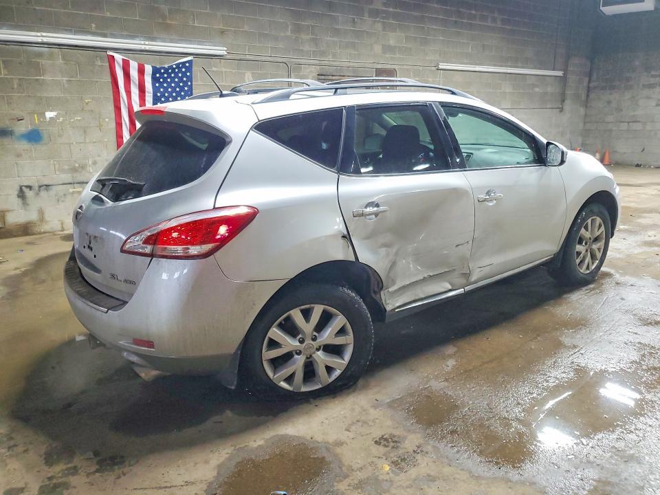 2011 Nissan Murano s