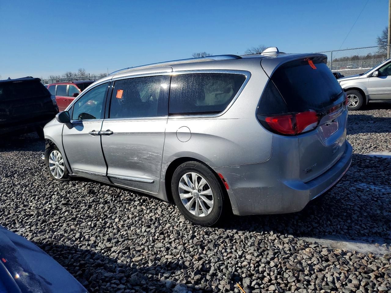2019 Chrysler Pacifica Touring l