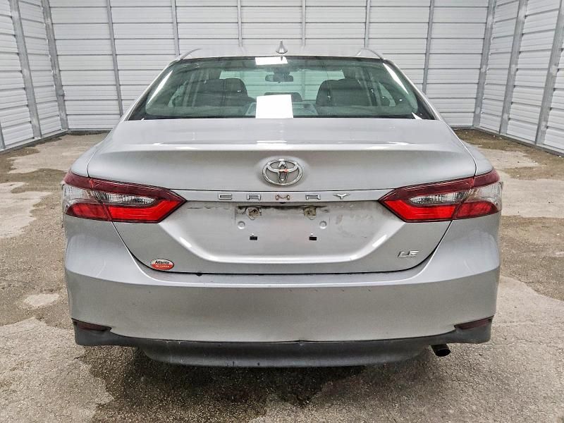 2021 Toyota Camry le