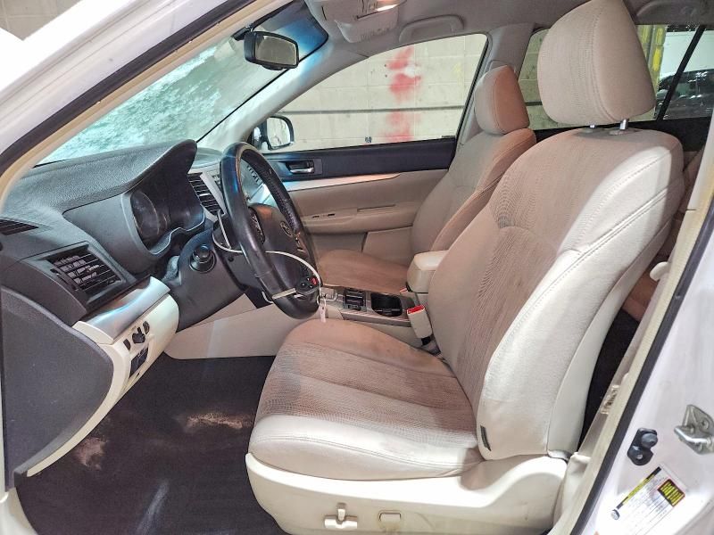 2013 Subaru Outback 2.5i Premium