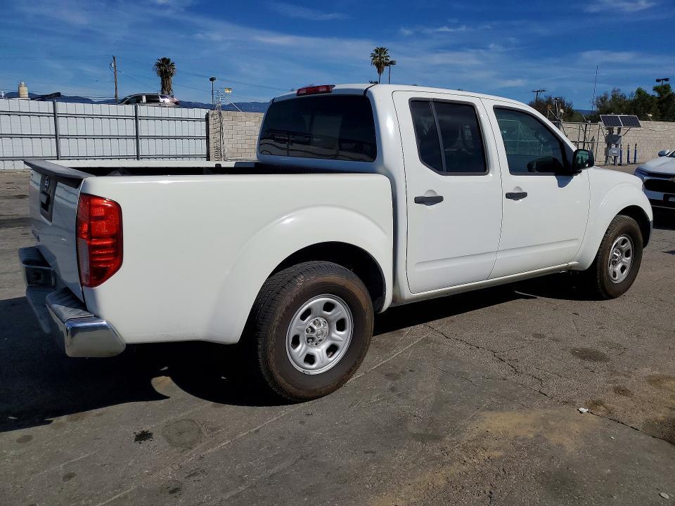 2014 Nissan Frontier S