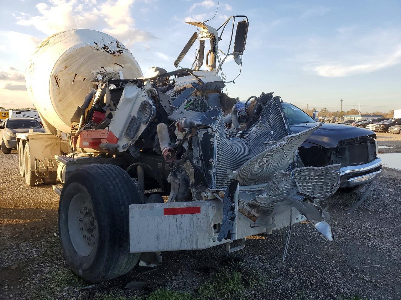 2008 Kenworth T800 Ready MIX Truck