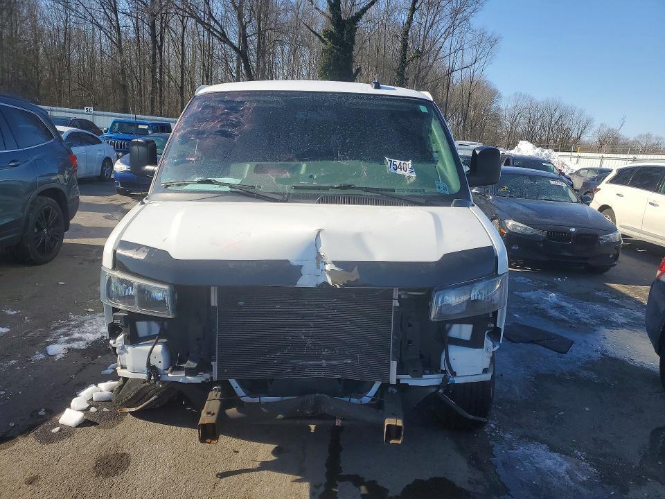 2021 Chevrolet Express G2500