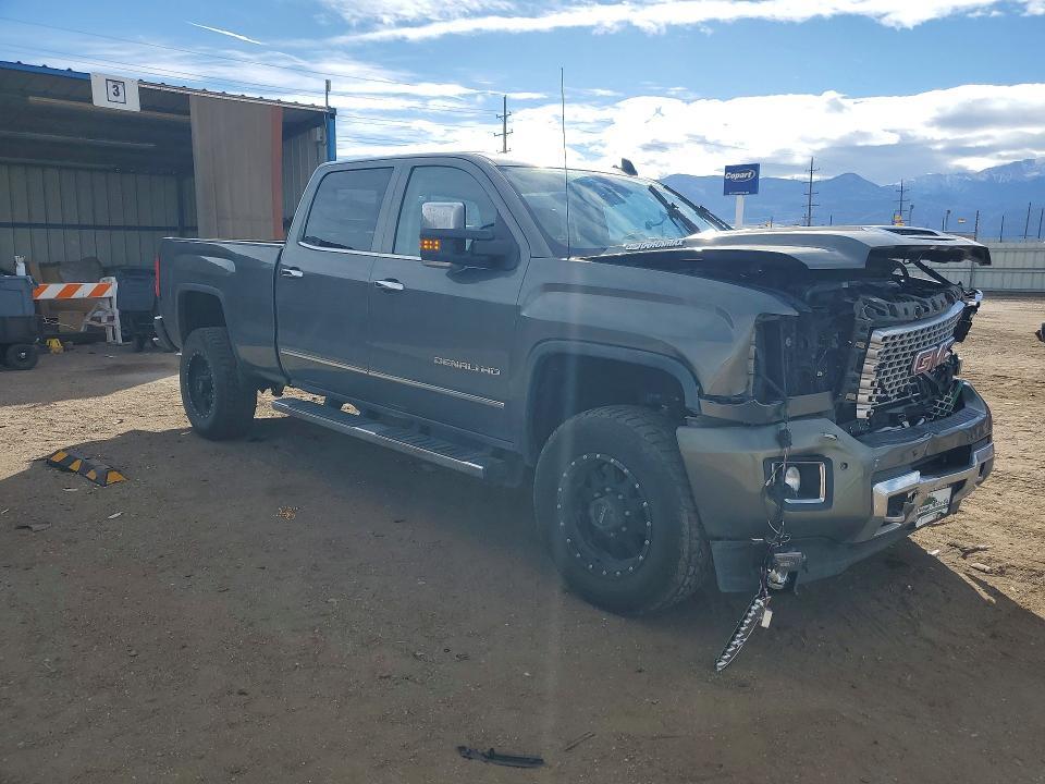 2017 GMC Sierra K2500 Denali