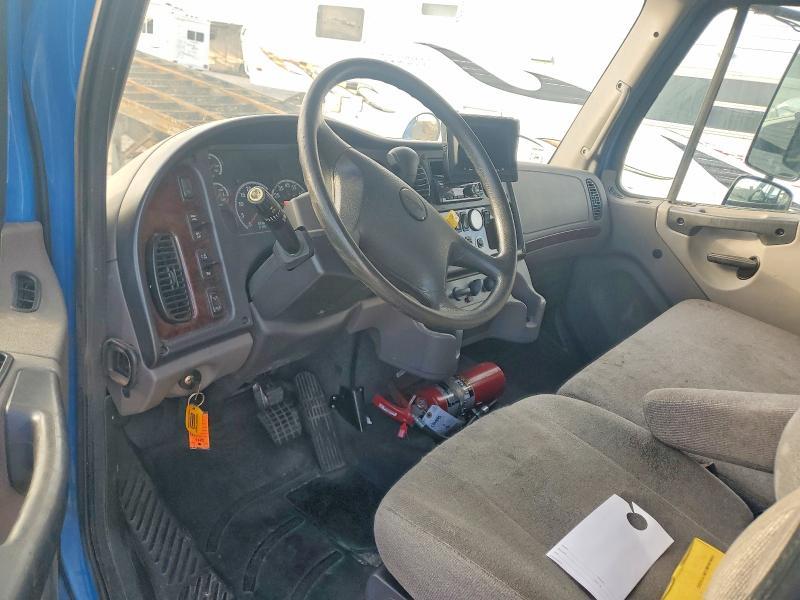 2020 Freightliner Business Class M2 BOX Truck