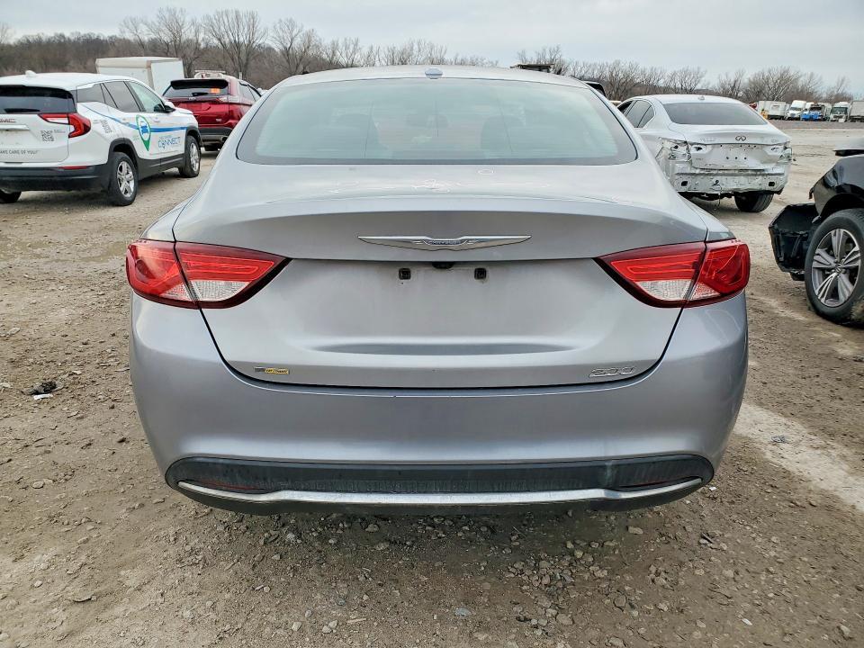 2016 Chrysler 200 Limited