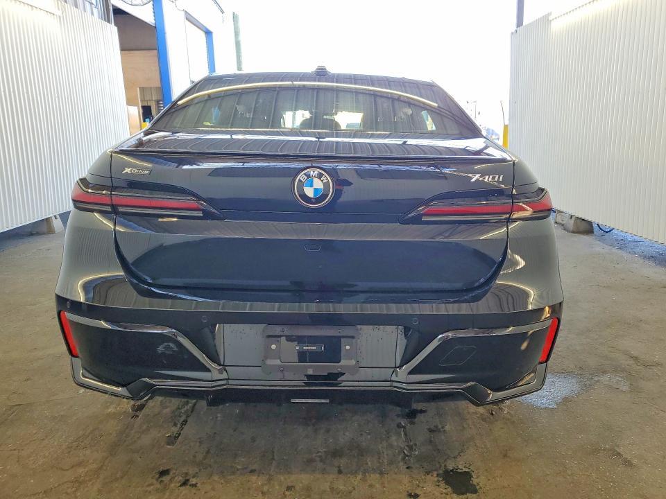 2026 BMW 740 xi