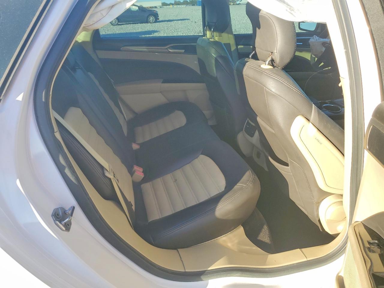 2013 Ford Fusion se