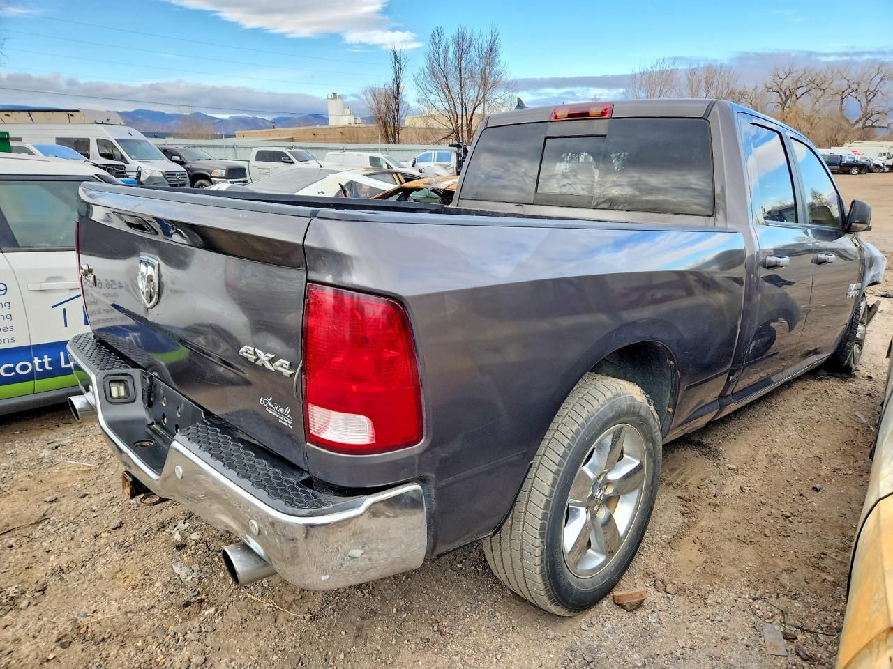 2015 Dodge Ram 1500 slt