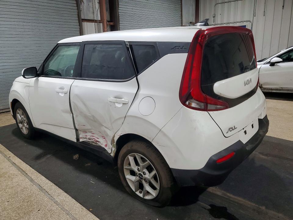 2022 KIA Soul lx