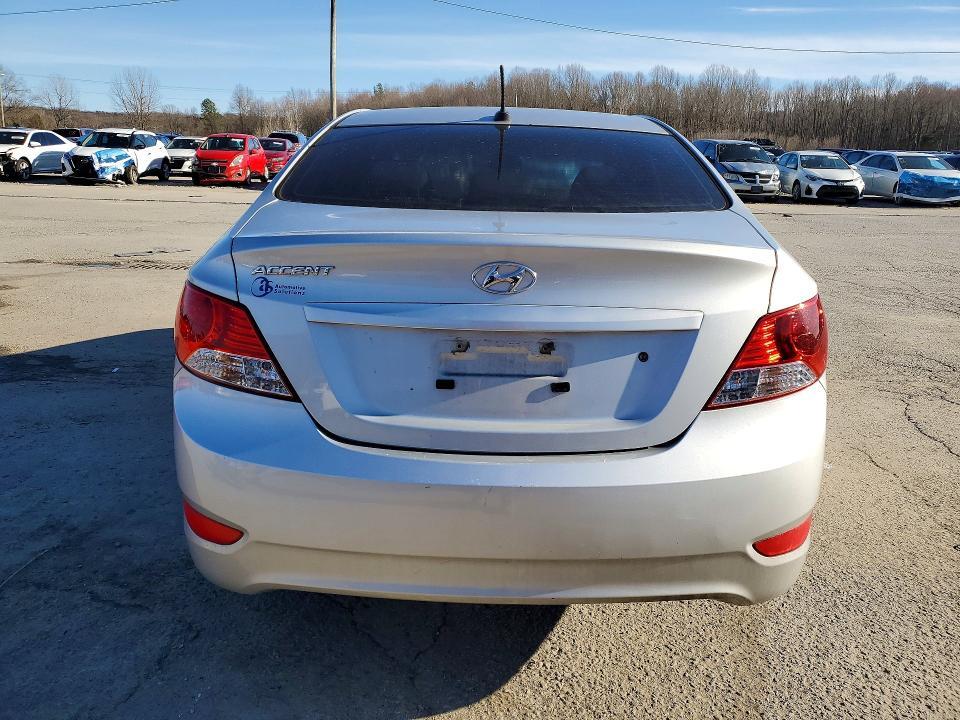 2014 Hyundai Accent gls