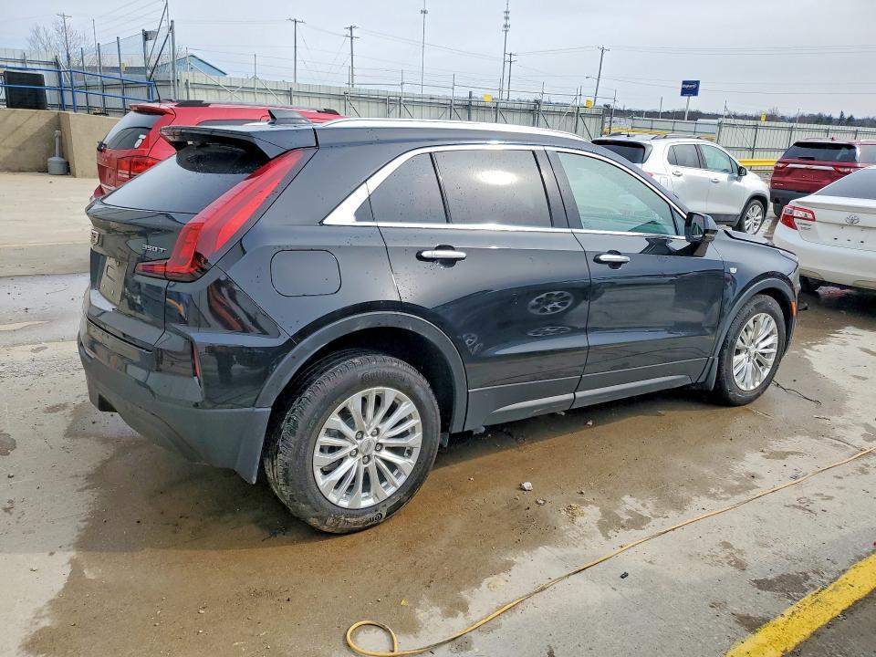 2024 Cadillac XT4 Luxury