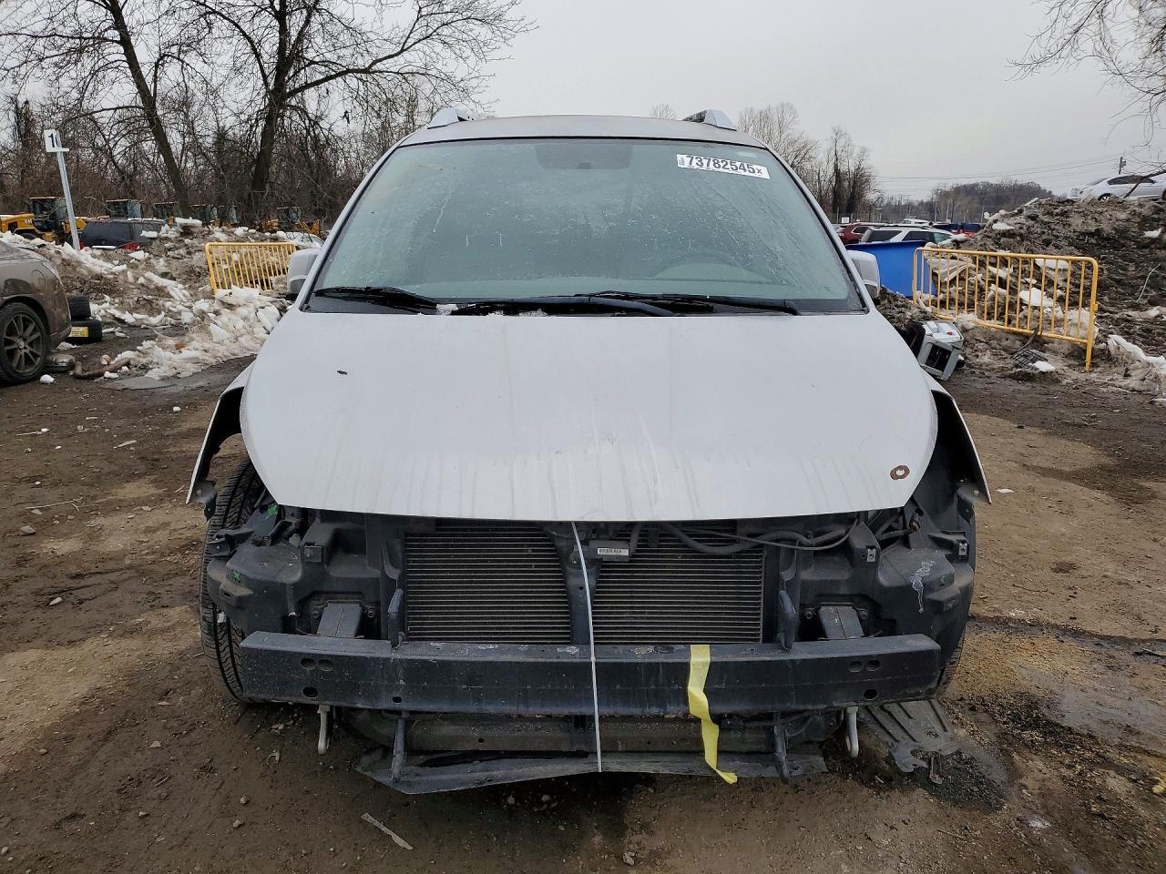 2008 Nissan Quest s