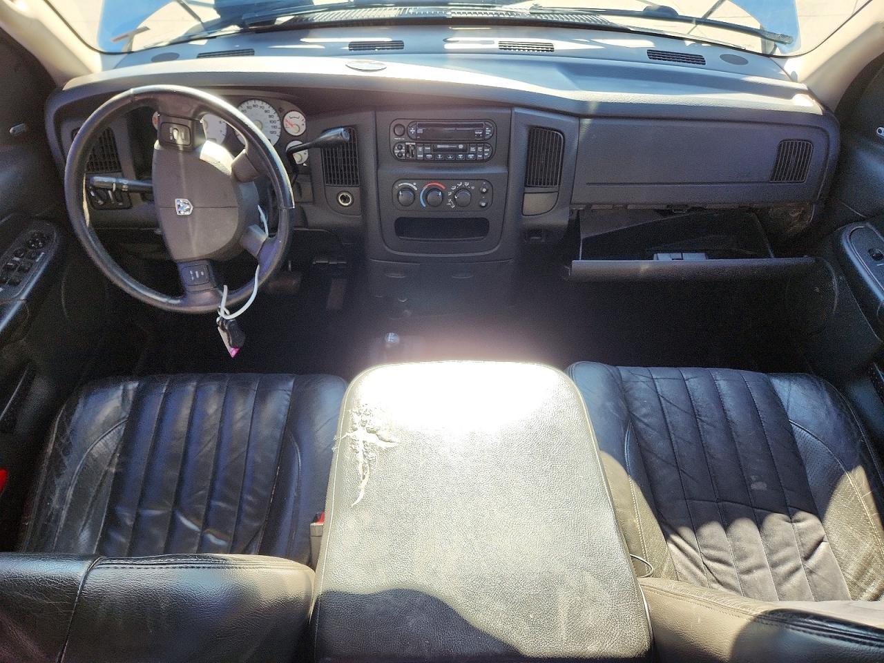 2004 Dodge RAM 1500 ST