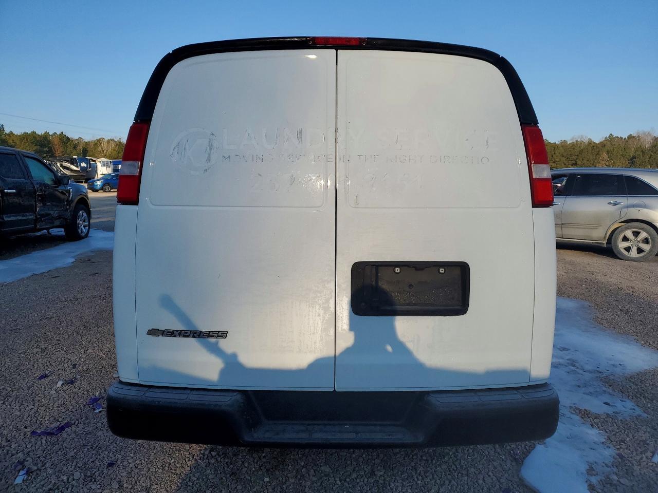 2023 Chevrolet Express G2500
