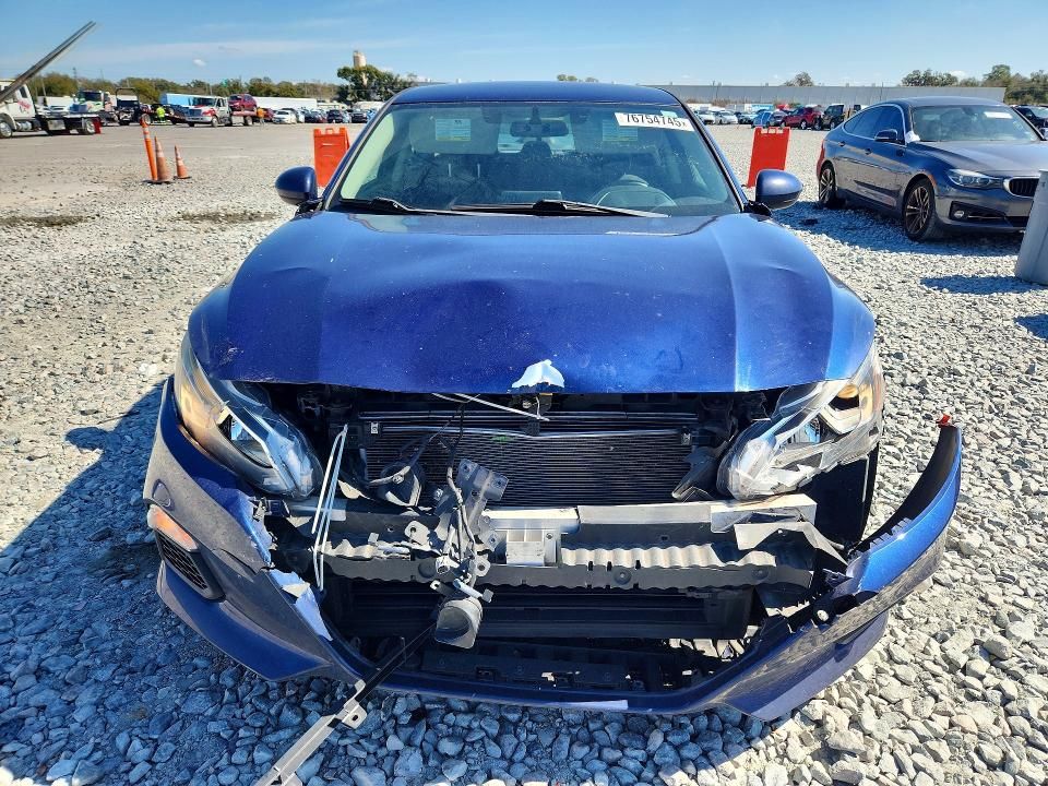 2019 Nissan Altima s