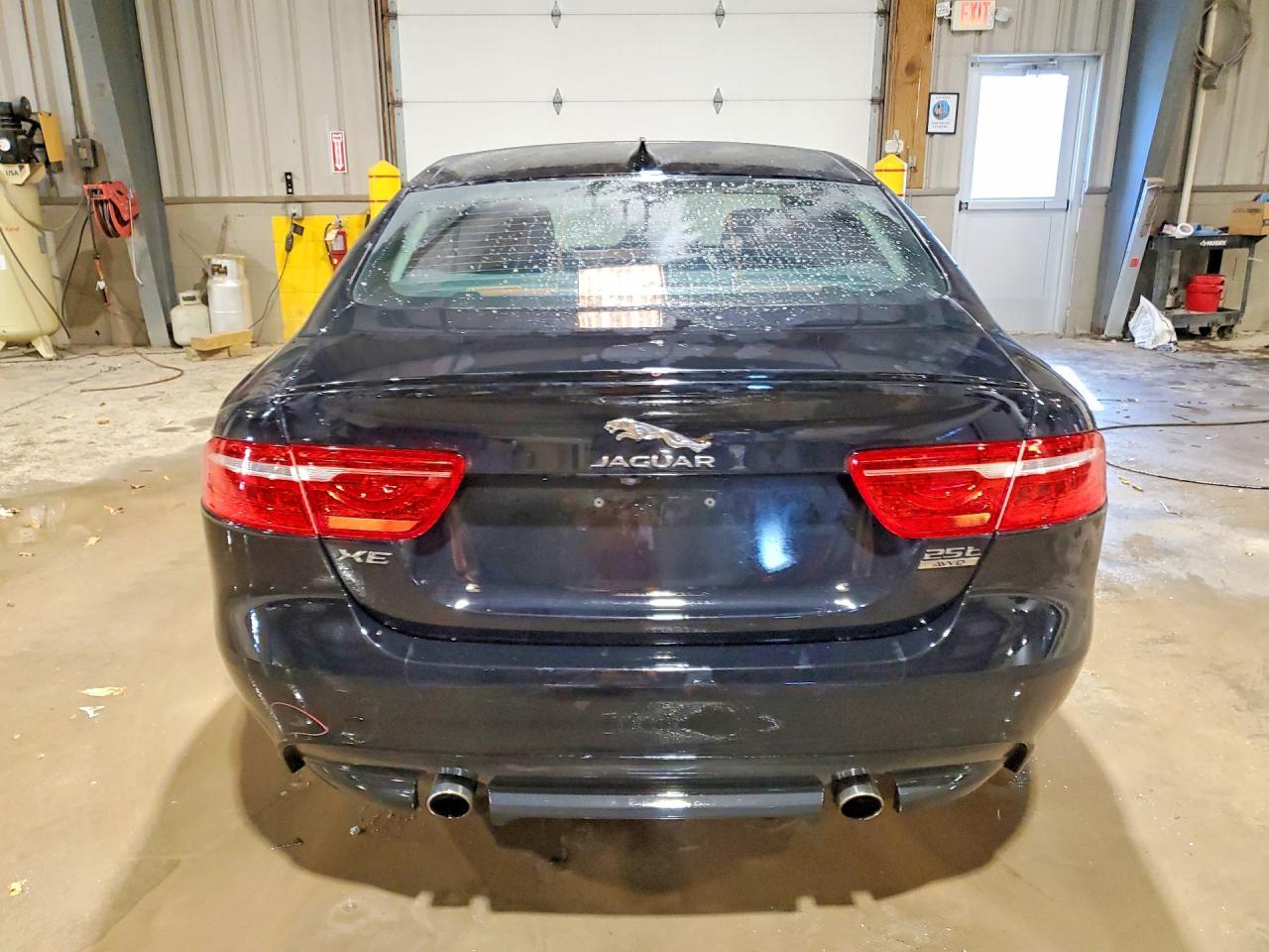 2018 Jaguar Xe Premium