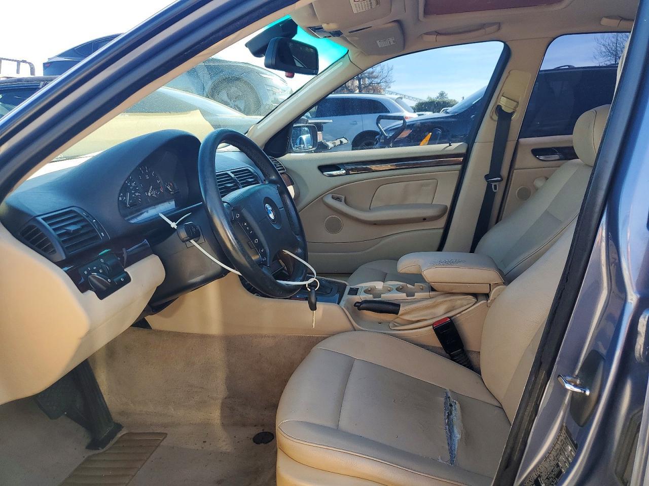 2004 BMW 325 is Sulev