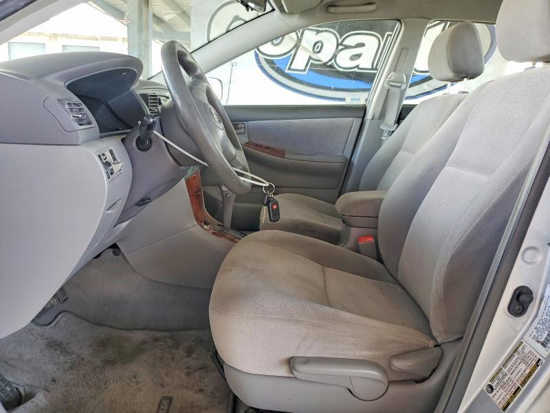 2005 Toyota Corolla le