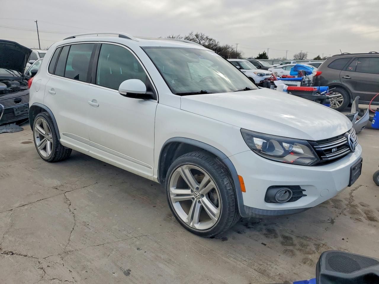 2014 Volkswagen Tiguan s