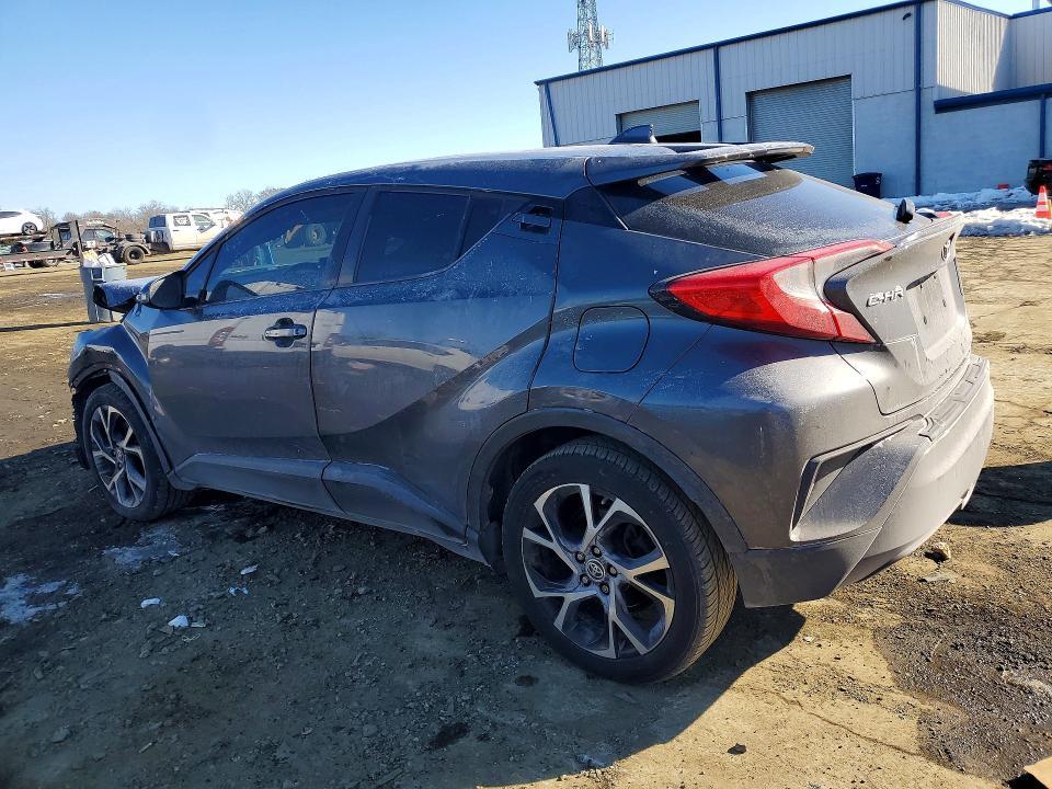 2020 Toyota C-hr xle