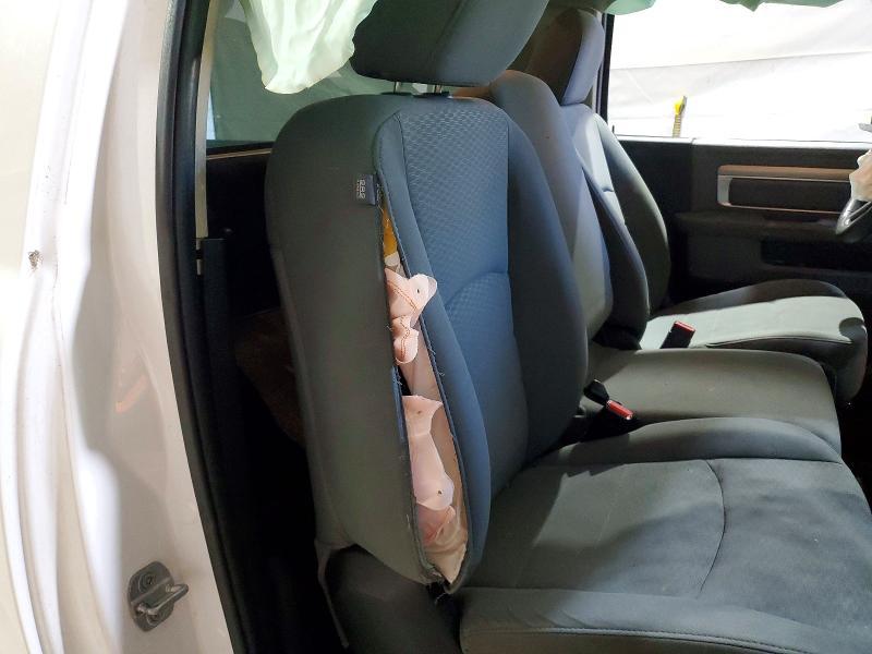 2013 Dodge Ram 1500 slt