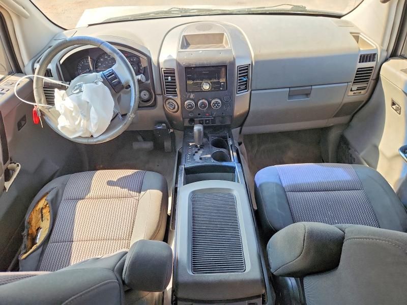 2005 Nissan Titan xe