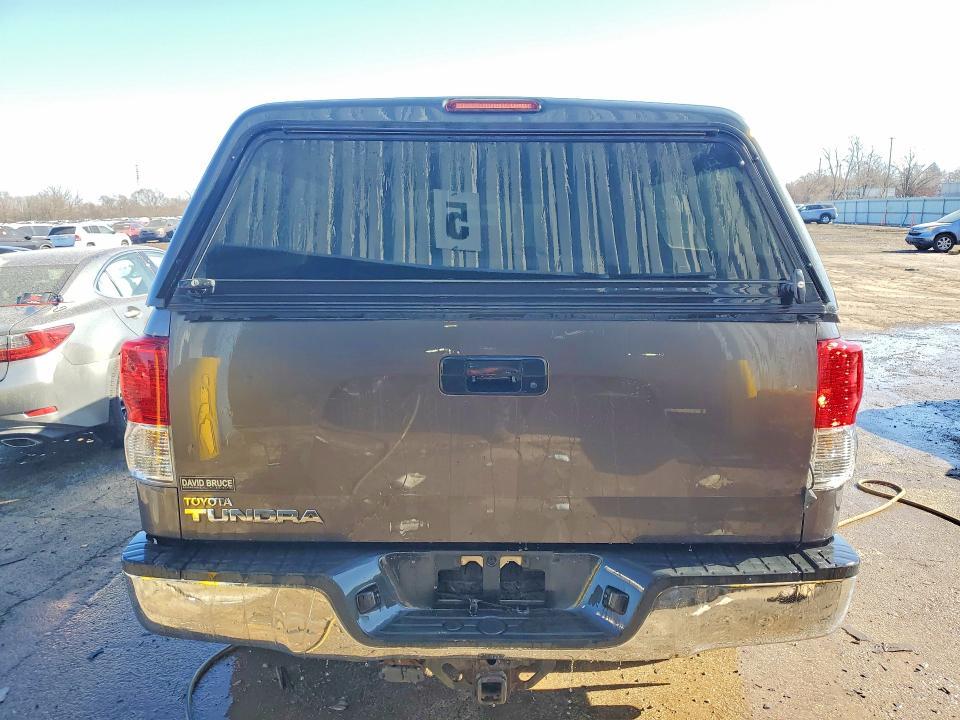 2011 Toyota Tundra Double cab SR5