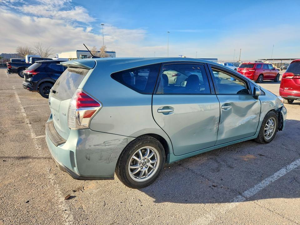 2016 Toyota Prius v Three