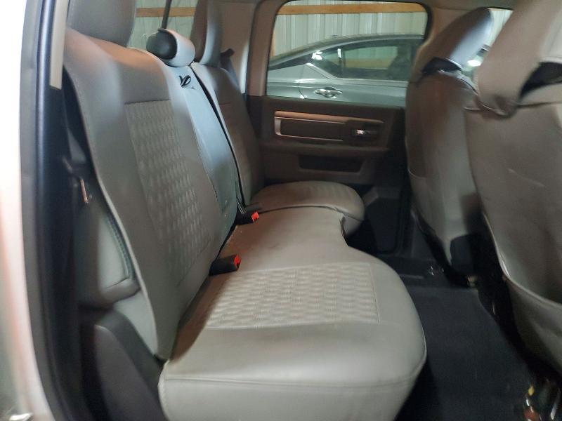 2015 Dodge Ram 1500 slt