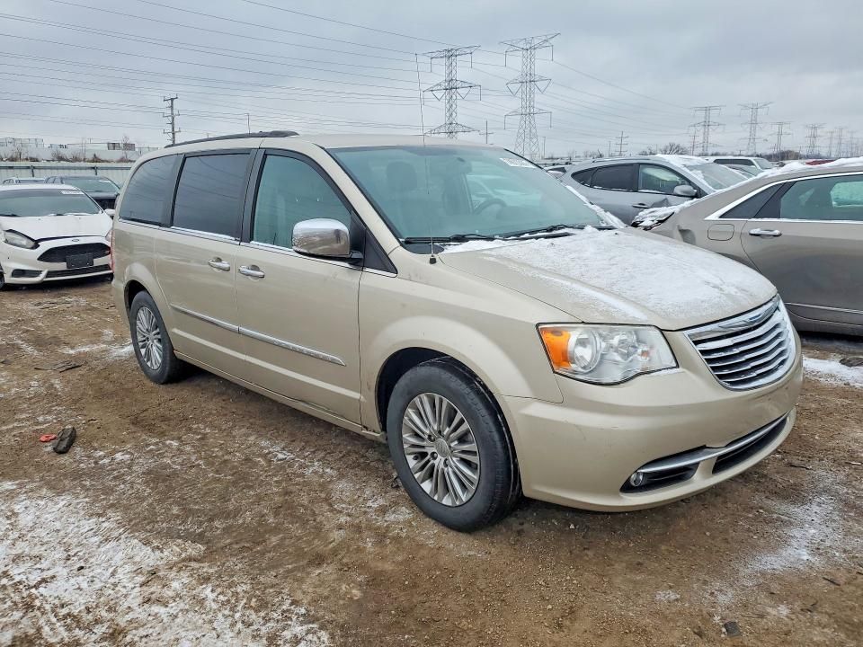 2013 Chrysler Town & Country Touring l