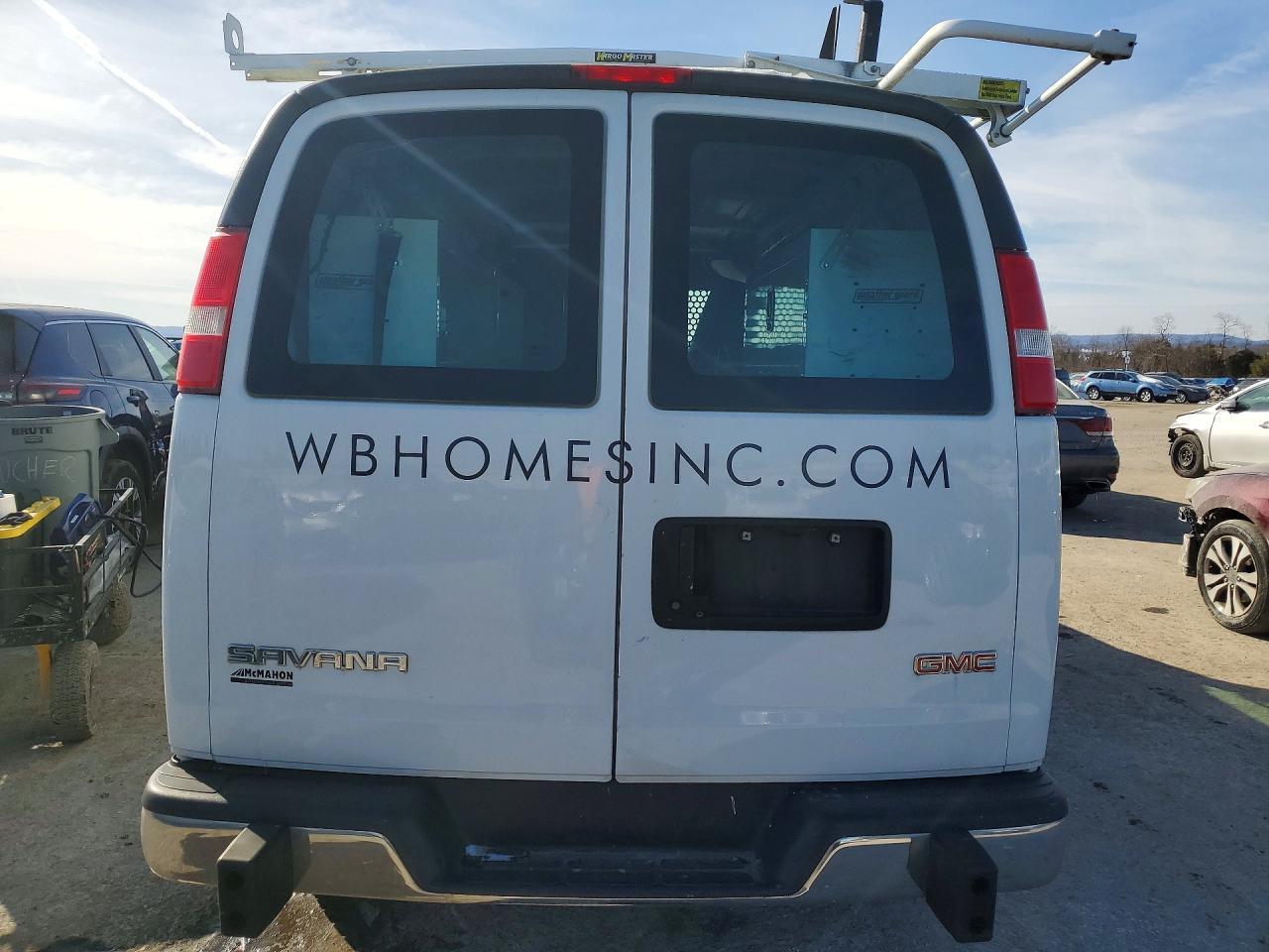 2018 GMC Savana 2500 Utility / Service Van